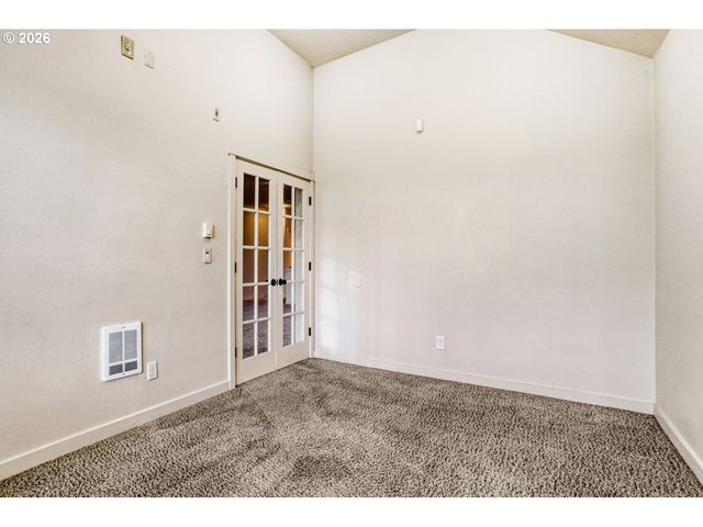 8074 Ne MIRIAM Way, Hillsboro, OR 97006