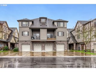 8074 Ne MIRIAM Way, Hillsboro, OR 97006