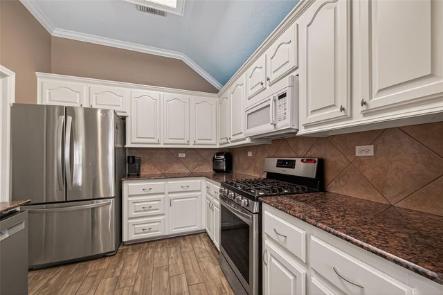 11803 Old Spanish Trail, Santa Fe, TX 77510