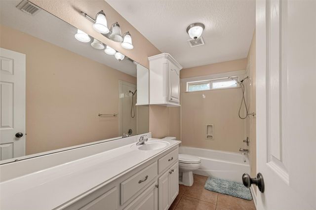 11803 Old Spanish Trail, Santa Fe, TX 77510