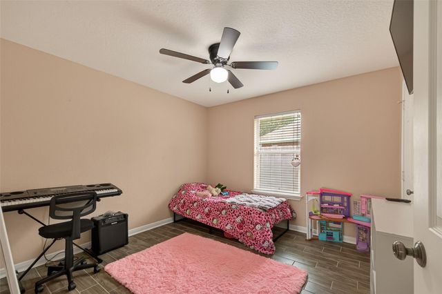 11803 Old Spanish Trail, Santa Fe, TX 77510