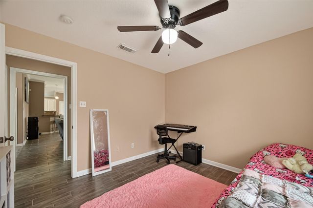 11803 Old Spanish Trail, Santa Fe, TX 77510