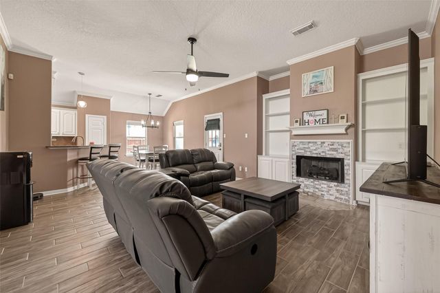 11803 Old Spanish Trail, Santa Fe, TX 77510