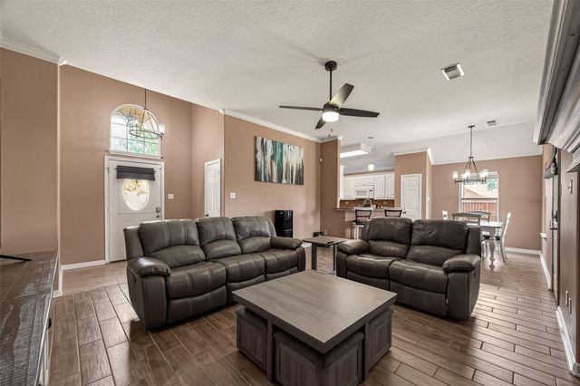 11803 Old Spanish Trail, Santa Fe, TX 77510