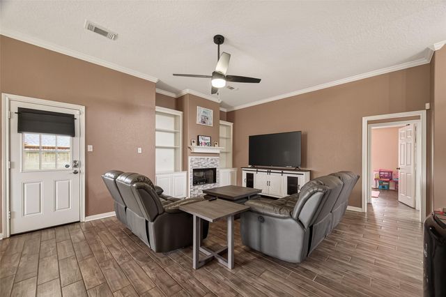 11803 Old Spanish Trail, Santa Fe, TX 77510