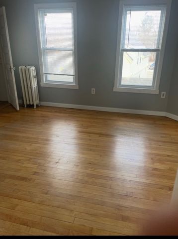 16-18 Franklin St 2, Whitman, MA 02382