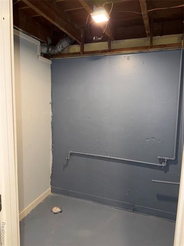 29473 Steinhauer Street, Inkster, MI 48141