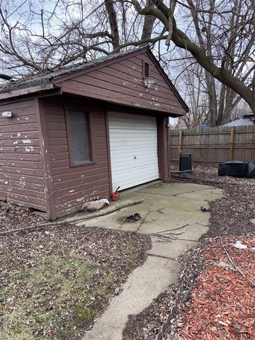 29473 Steinhauer Street, Inkster, MI 48141