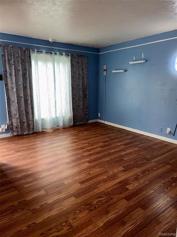 29473 Steinhauer Street, Inkster, MI 48141