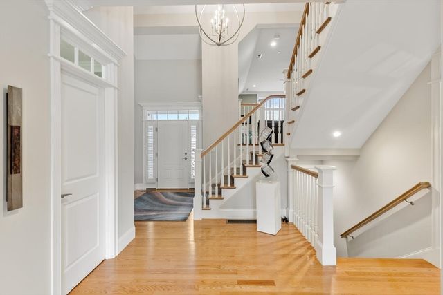 37 Crenshaw Lane 37, Andover, MA 01810