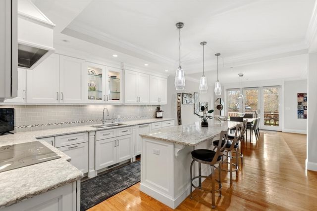 37 Crenshaw Lane 37, Andover, MA 01810