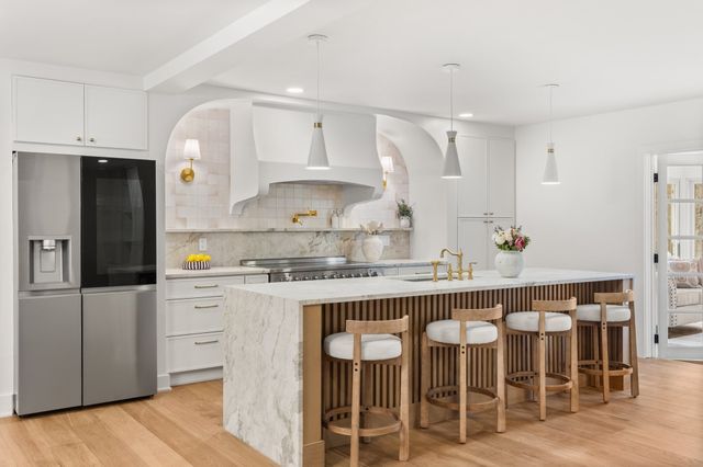 61 Meadowbrook Road, Carlisle, MA 01741