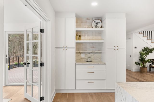 61 Meadowbrook Road, Carlisle, MA 01741