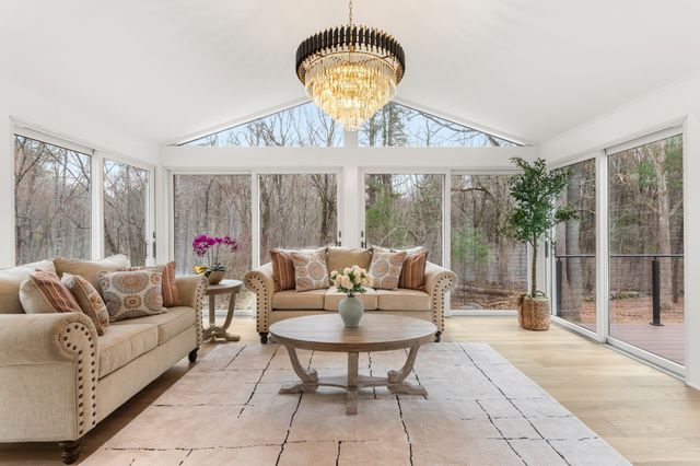 61 Meadowbrook Road, Carlisle, MA 01741