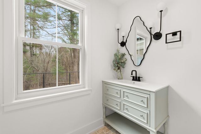 61 Meadowbrook Road, Carlisle, MA 01741