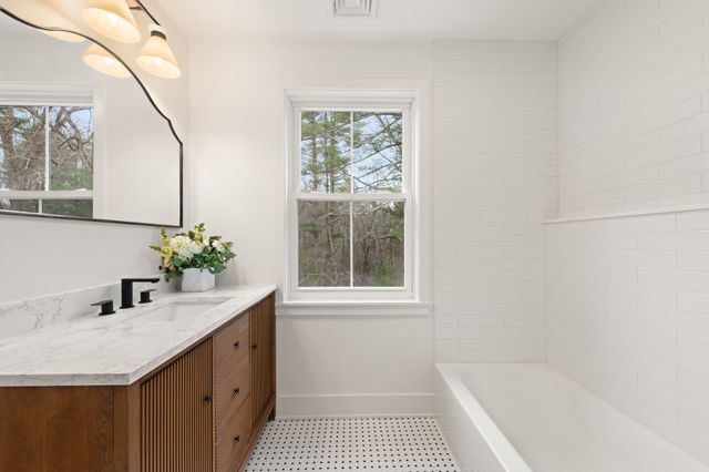 61 Meadowbrook Road, Carlisle, MA 01741