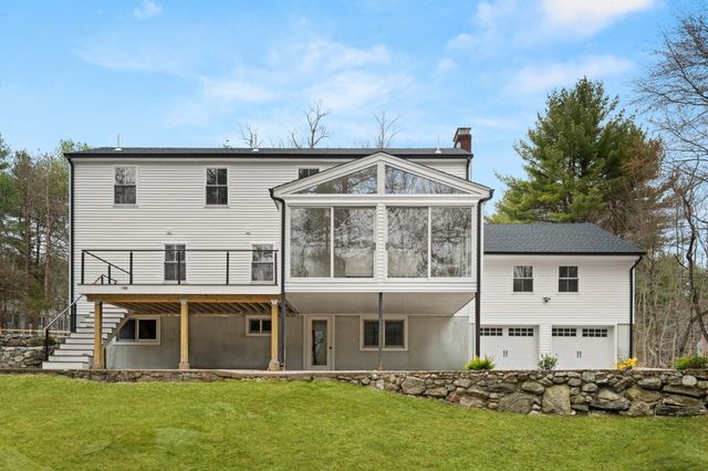 61 Meadowbrook Road, Carlisle, MA 01741