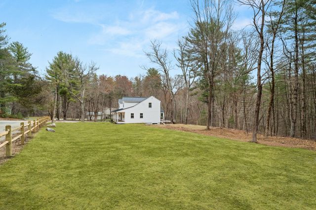 61 Meadowbrook Road, Carlisle, MA 01741