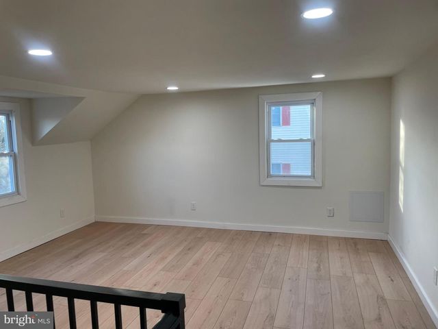 201 CLAYTON AVE, Wilmington, DE 19809