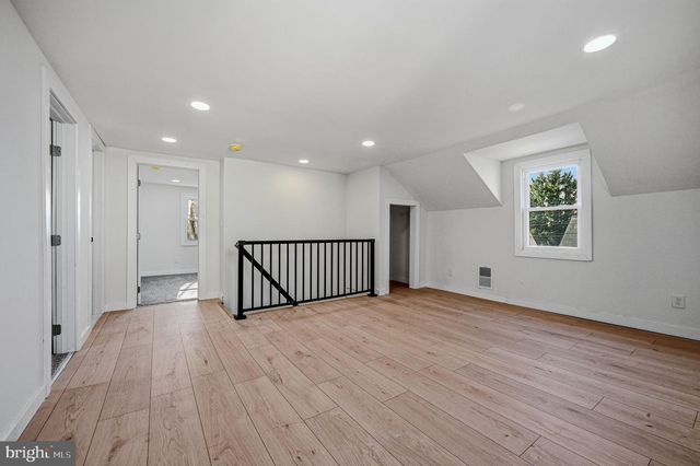 201 CLAYTON AVE, Wilmington, DE 19809