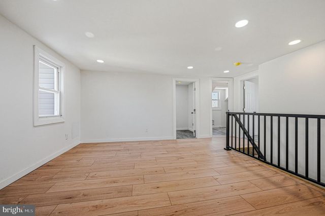 201 CLAYTON AVE, Wilmington, DE 19809