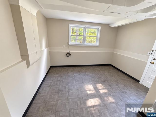 201 Davis Avenue, Hackensack, NJ 07601