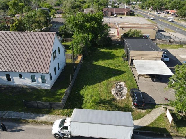 11114 Cullen Boulevard, Houston, TX 77047