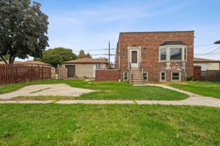 6054 W 64th Street, Chicago, IL 60638