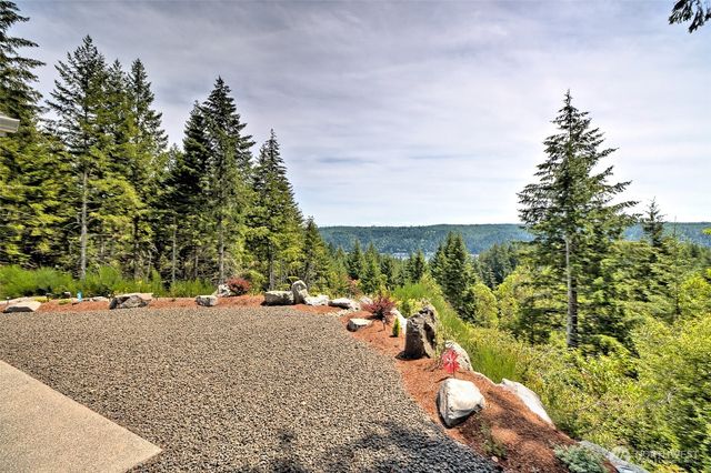 361 NE Southridge Drive, Belfair, WA 98528