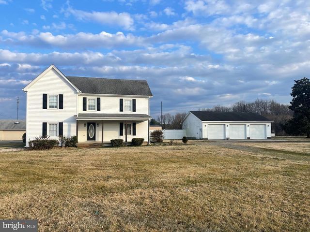 33 CROOKHORN RD, Montross, VA 22520