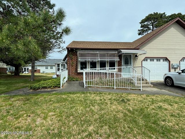 1 Alpine Road A, Whiting, NJ 08759
