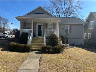 1017 PULASKI Street, Peru, IL 61354