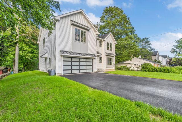 264 Harvester Road, Fairfield, CT 06825
