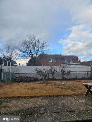 7822 ANITA DR, Philadelphia, PA 19111