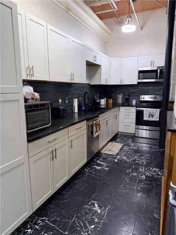 1117 Douglas Avenue 120, North Providence, RI 02904