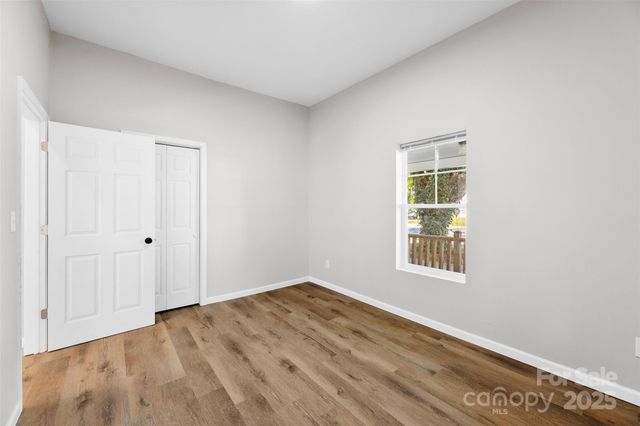 1000 Caldwell Street, Statesville, NC 28677