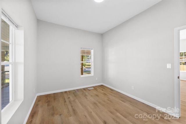 1000 Caldwell Street, Statesville, NC 28677