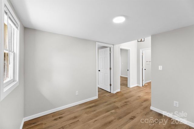 1000 Caldwell Street, Statesville, NC 28677