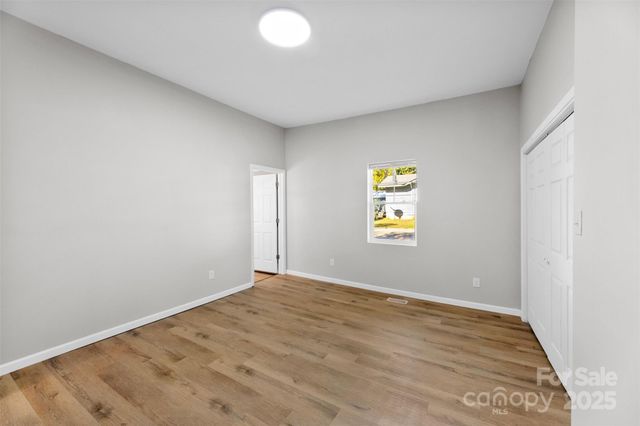 1000 Caldwell Street, Statesville, NC 28677