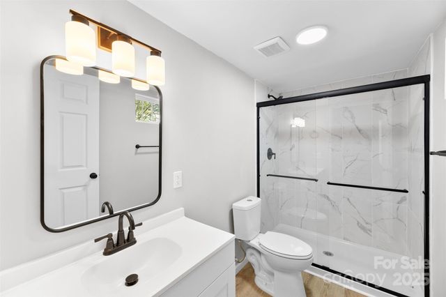 1000 Caldwell Street, Statesville, NC 28677