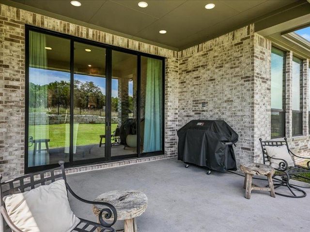 320 Old Stone RD, Austin, TX 78737