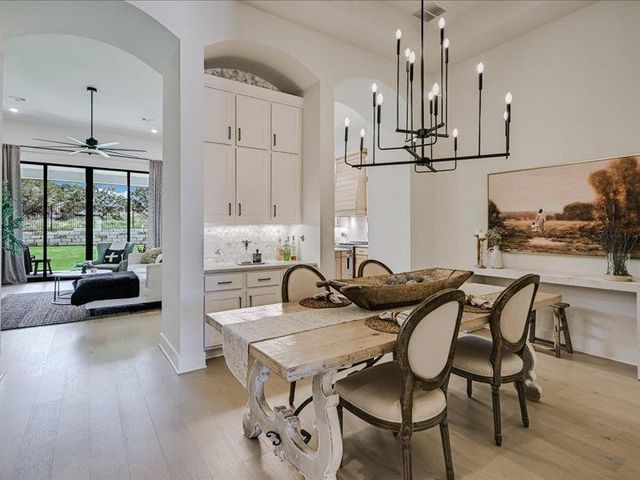 320 Old Stone RD, Austin, TX 78737