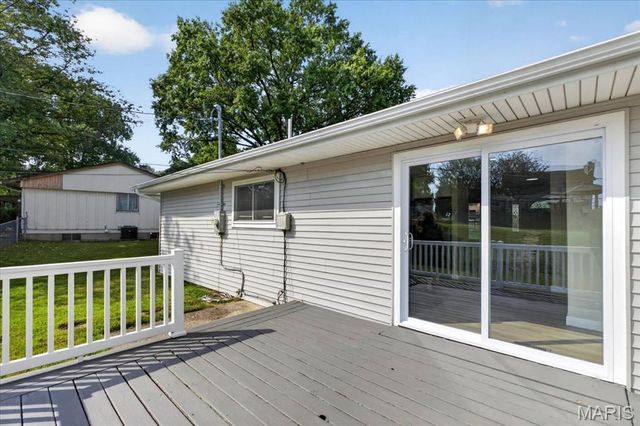 3404 Taylor Avenue, Bridgeton, MO 63044