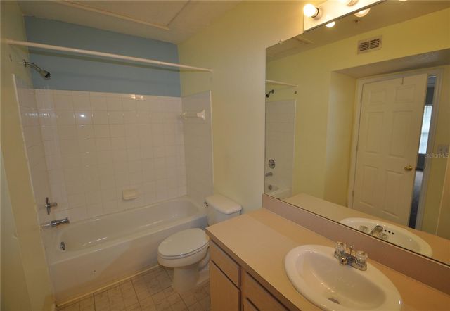 738 CREST PINES DRIVE 734, Orlando, FL 32828
