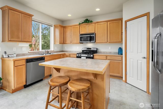 21422 112th Avenue SE, Kent, WA 98031