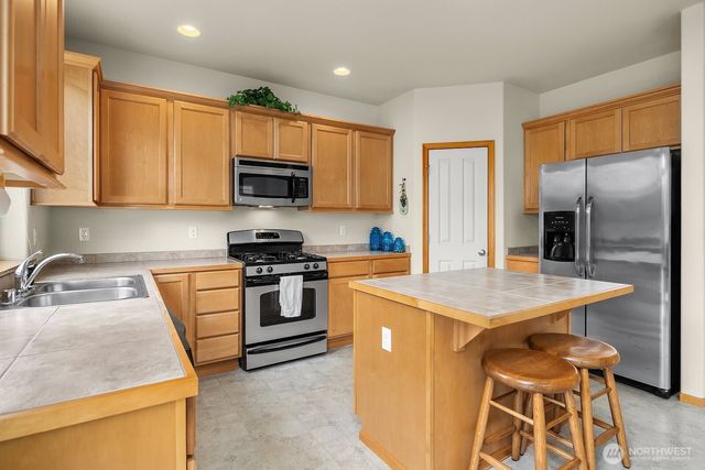 21422 112th Avenue SE, Kent, WA 98031