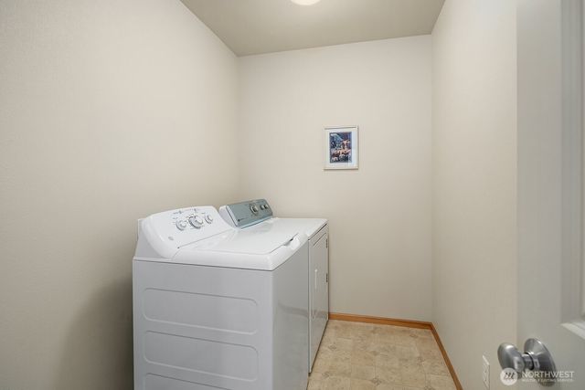 21422 112th Avenue SE, Kent, WA 98031