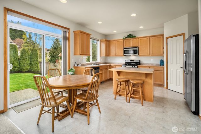 21422 112th Avenue SE, Kent, WA 98031