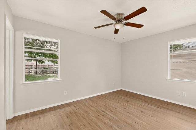 802 Wisteria Way, Richardson, TX 75080