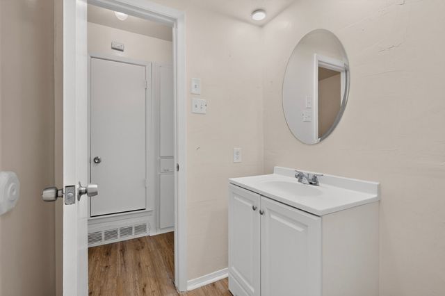 802 Wisteria Way, Richardson, TX 75080